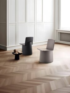 Penguin Dining Room Chair B958