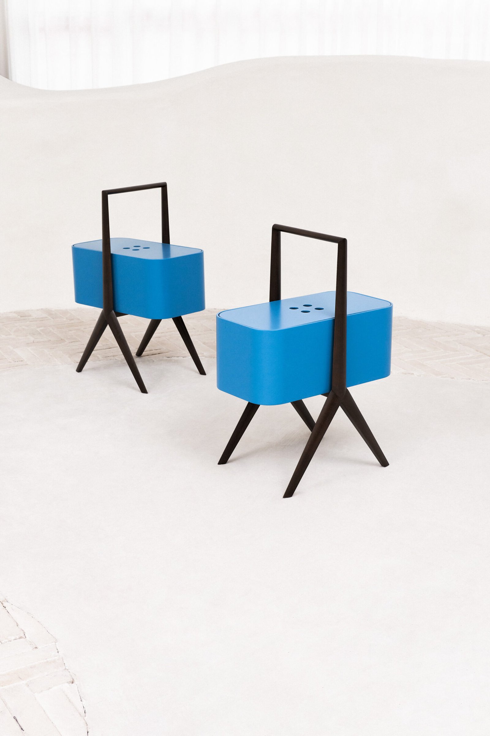 Hanging Basket Design Side Table C199