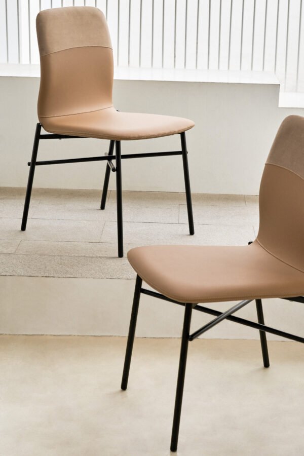 B926 (30) Classic Nordic Design Dinner Chair B926