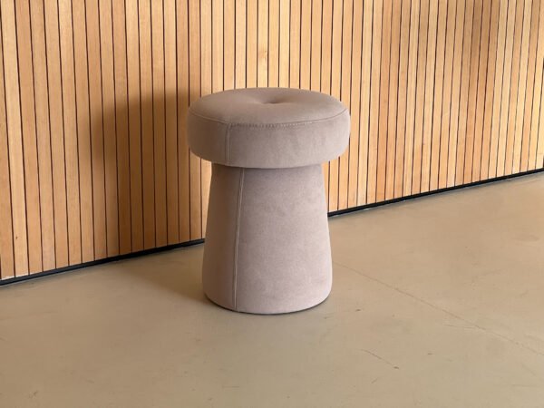 Mushroom Round Shaped Stools B943