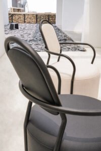 Nordic CRADLE Dining Chair With Wheels B957