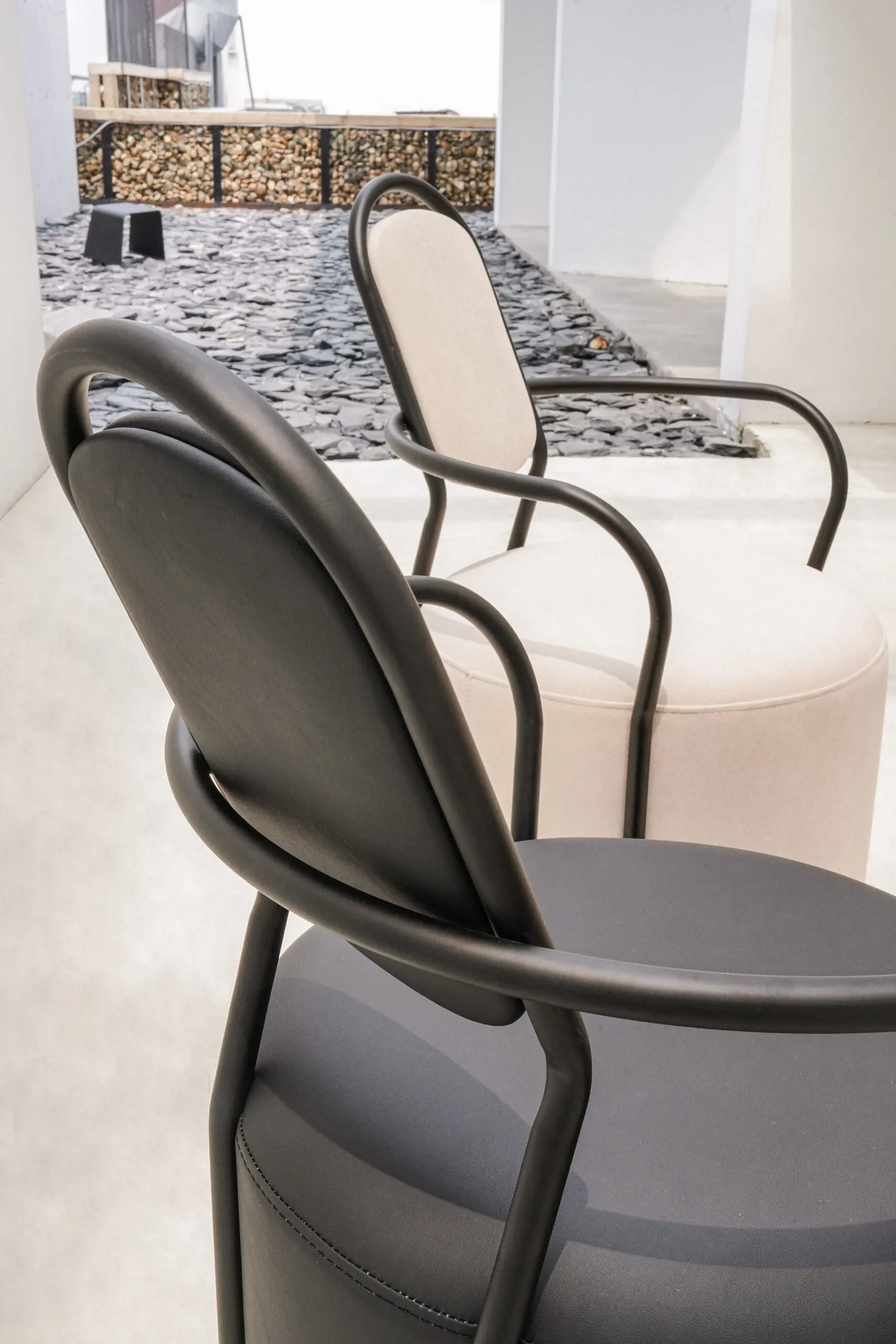 Nordic CRADLE Dining Chair With Wheels B957