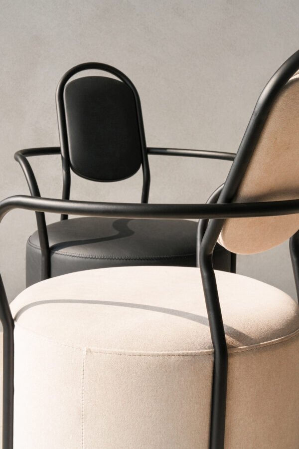 DSC02278 Nordic CRADLE Dining Chair With Wheels B957