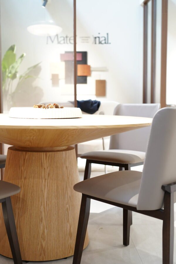 DSC04915 Wooden Veneer Classic Round Dining Tables A934C