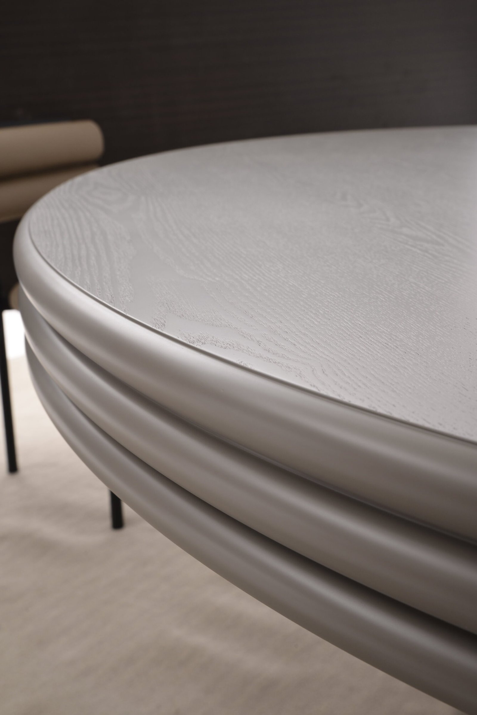 Wooden Minimal Veneer Oak Round Shaped Dining Tables A964