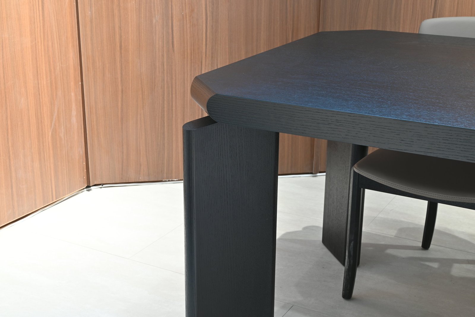 Modern Luxury Oak Wood Rectangular Dining Table A970