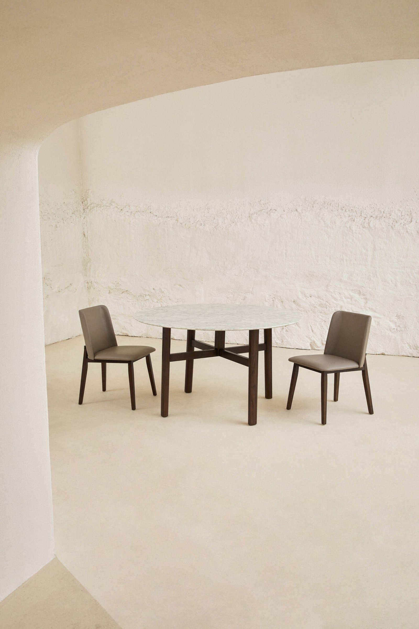 Modern Style Ash Wood Dining Chair B924