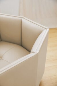 Modern Nordic Luxury Daisy Swivel Chair JHB119B