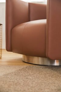 Modern Nordic Luxury Daisy Swivel Chair JHB119B