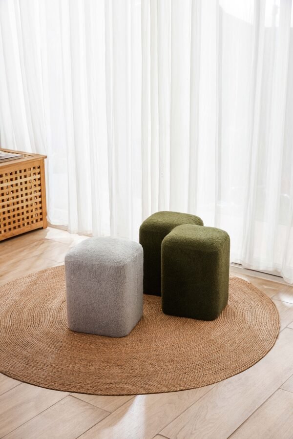 WHLX22433 Entrance Furry Foot Rest Stool JHB164