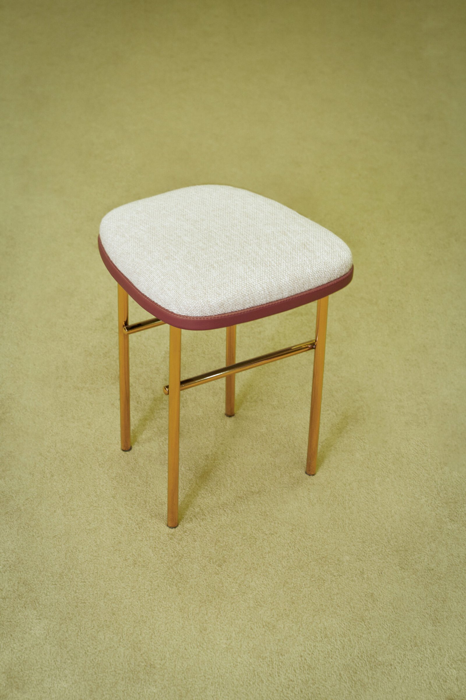 Modern Metal Round Wooden Stool B934