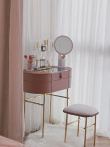 Fashion Wooden Oval Makeup Table HE6275