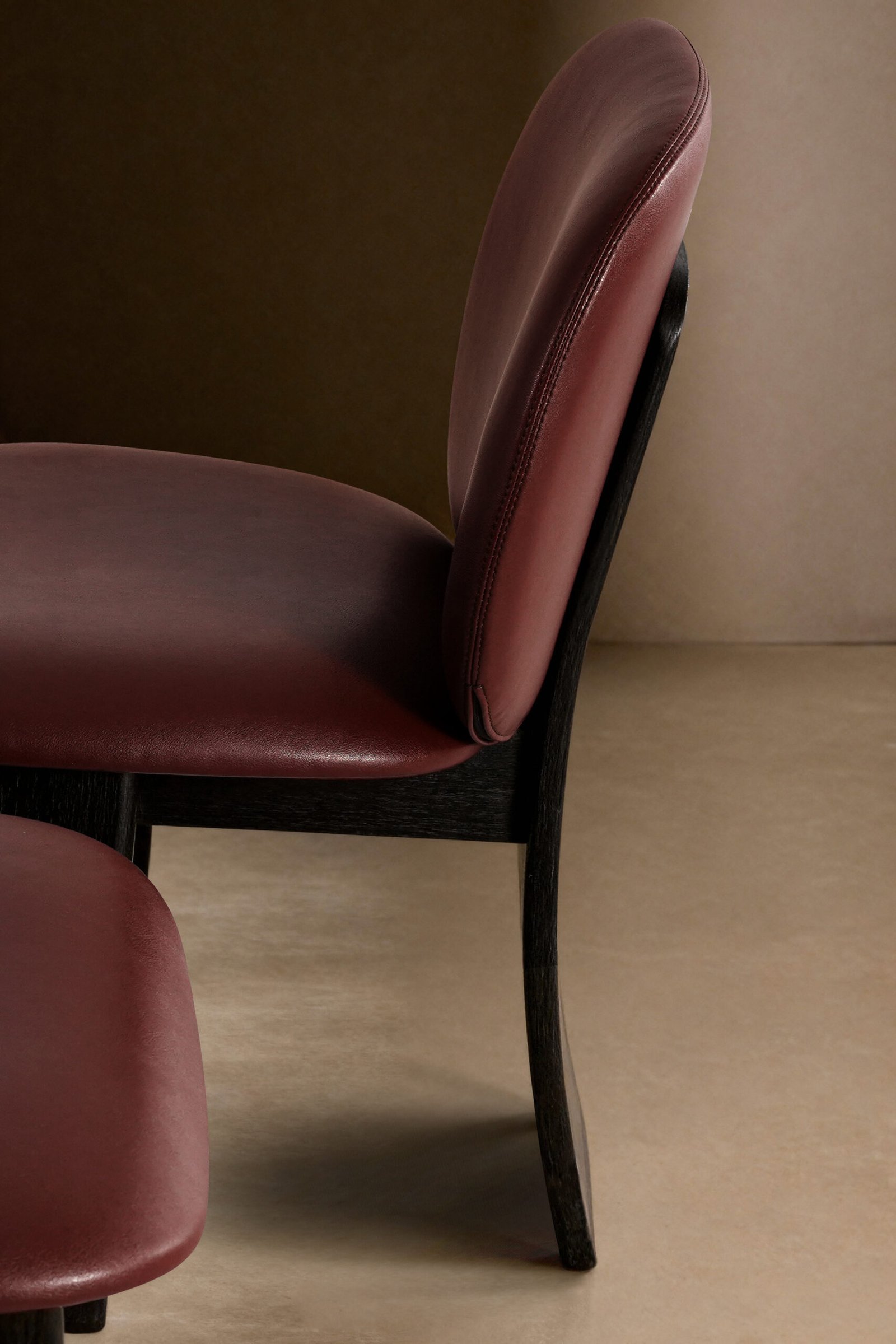 Luxury Modern Solid Wood Dining Chair B960