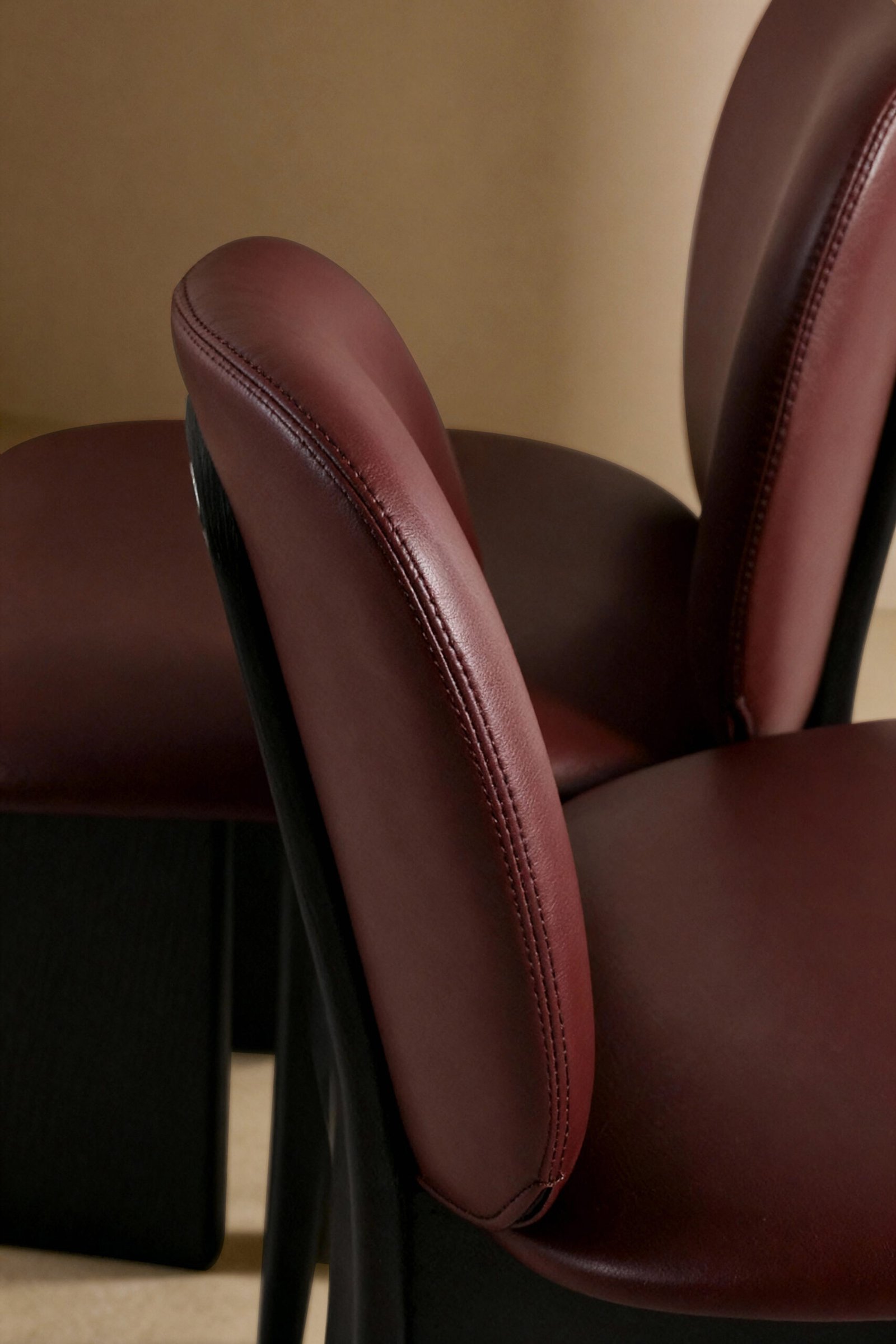 Luxury Modern Solid Wood Dining Chair B960