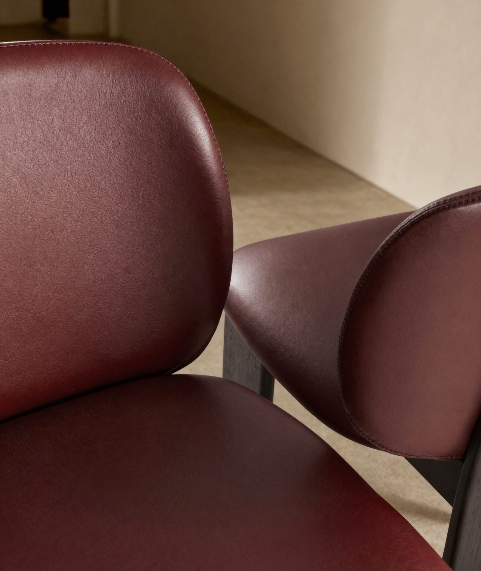 Luxury Modern Solid Wood Dining Chair B960