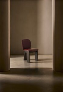 Luxury Modern Solid Wood Dining Chair B960