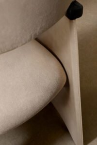 Luxury Modern Armchair Nordic Solid Wood Dining Chair B961