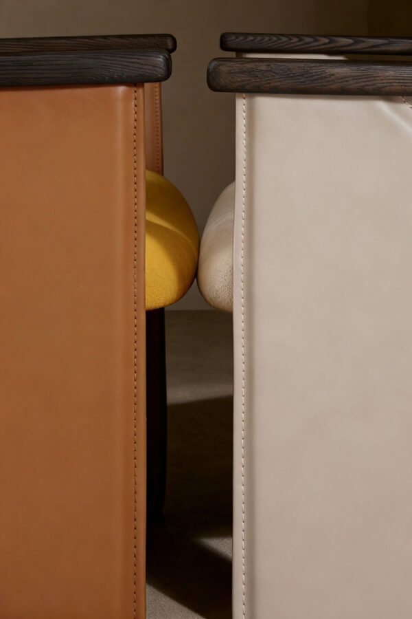 Luxury Modern Armchair Nordic Solid Wood Dining Chair B961