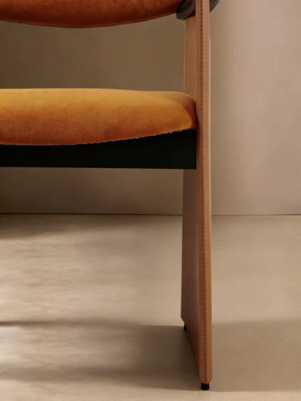 Luxury Modern Armchair Nordic Solid Wood Dining Chair B961