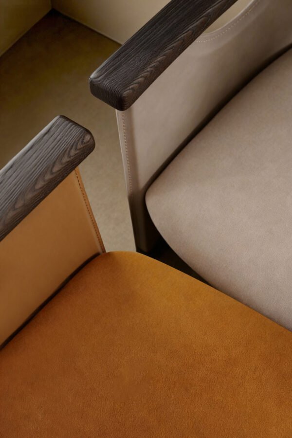 Luxury Modern Armchair Nordic Solid Wood Dining Chair B961