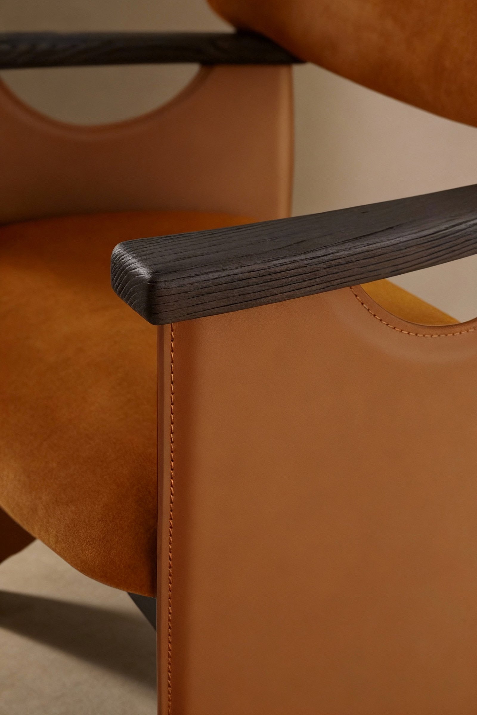 Luxury Modern Armchair Nordic Solid Wood Dining Chair B961