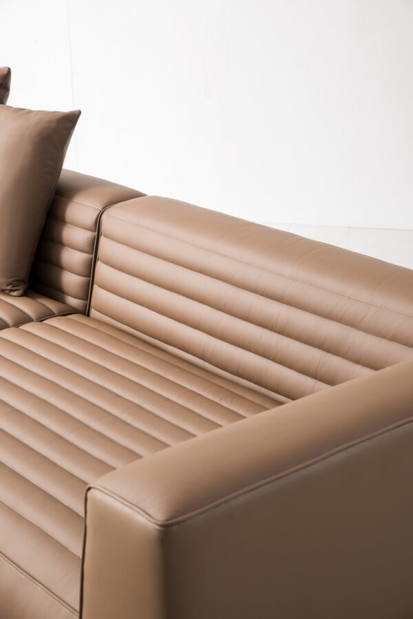 UN007 细节06 Nordic Italian Genuine Leather Sofa UN007