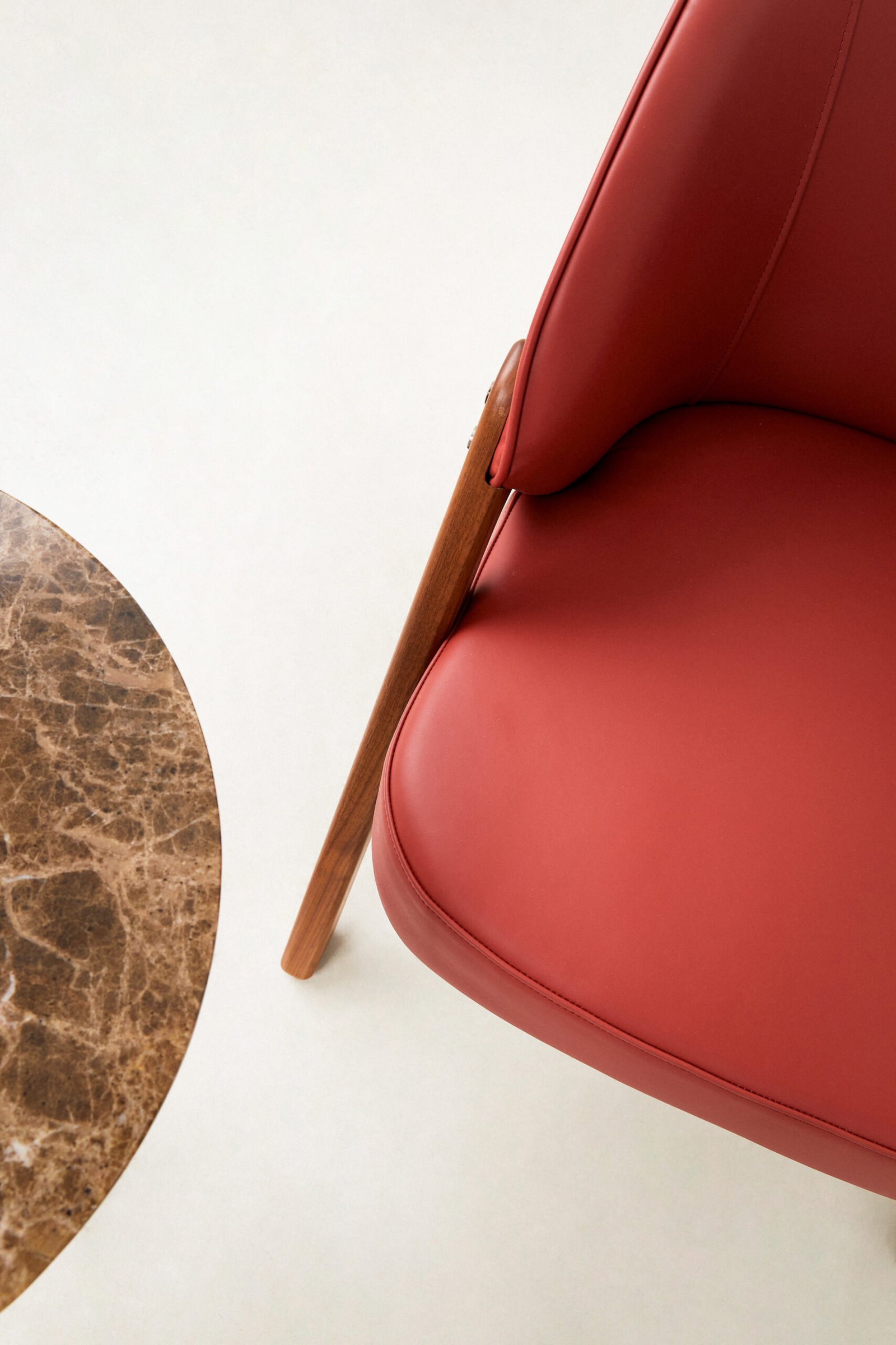 Luxury Leather Armchair B919