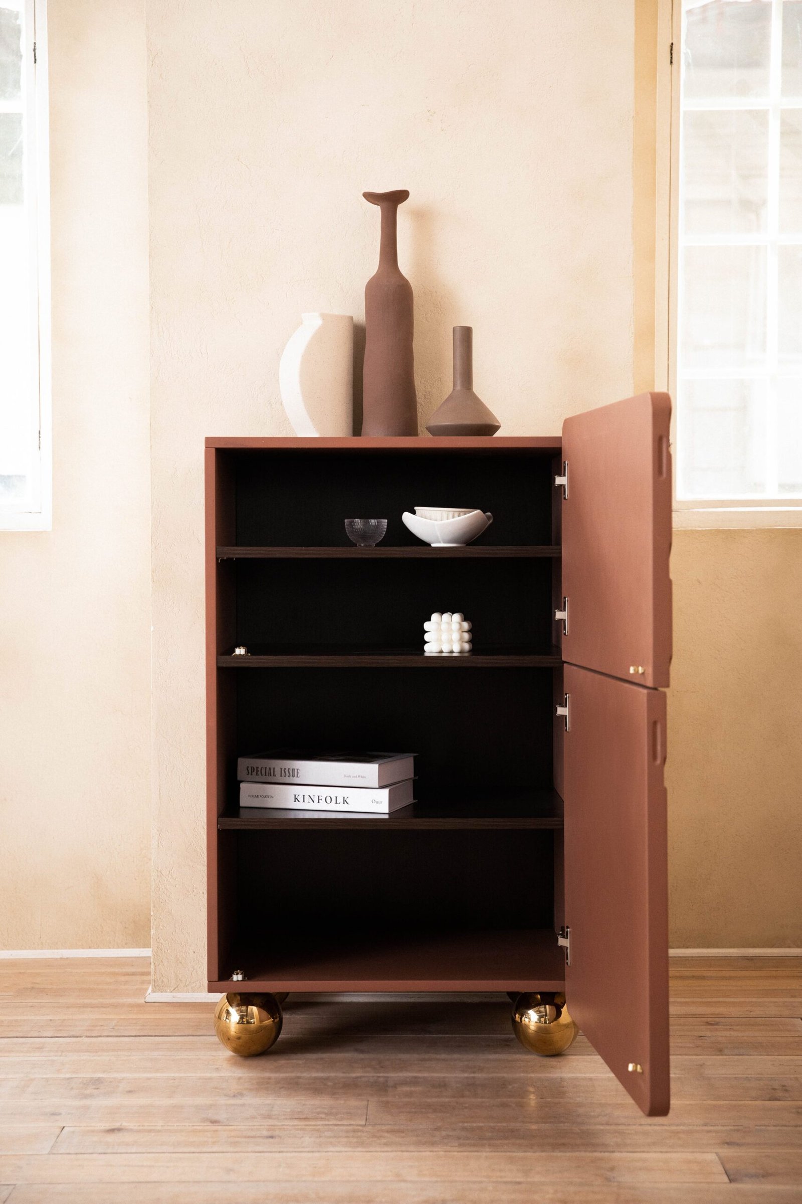 Vortex Patterned Double-layer Storage Cabinet HE3689