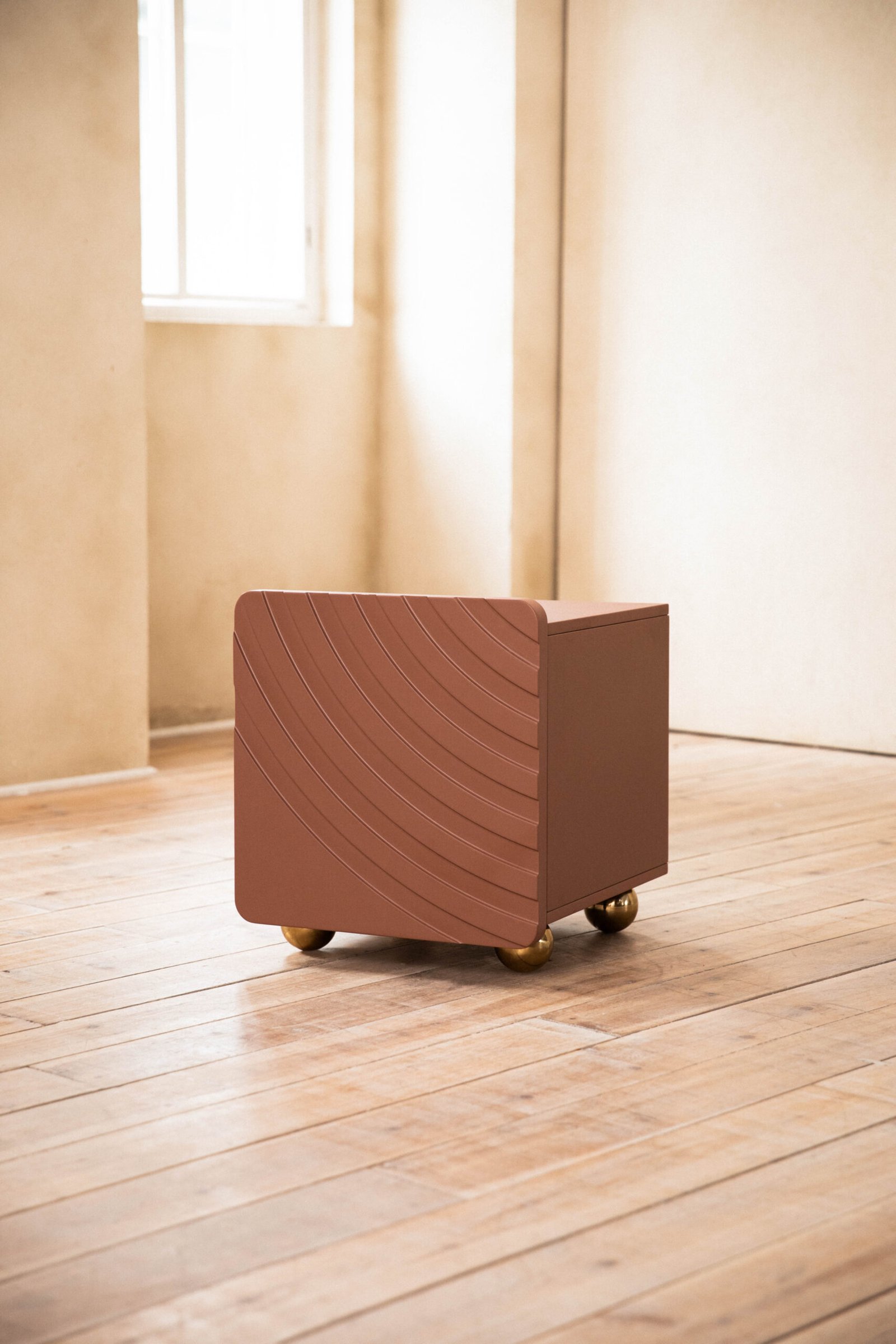 Vortex Patterned Nightstand HE6277
