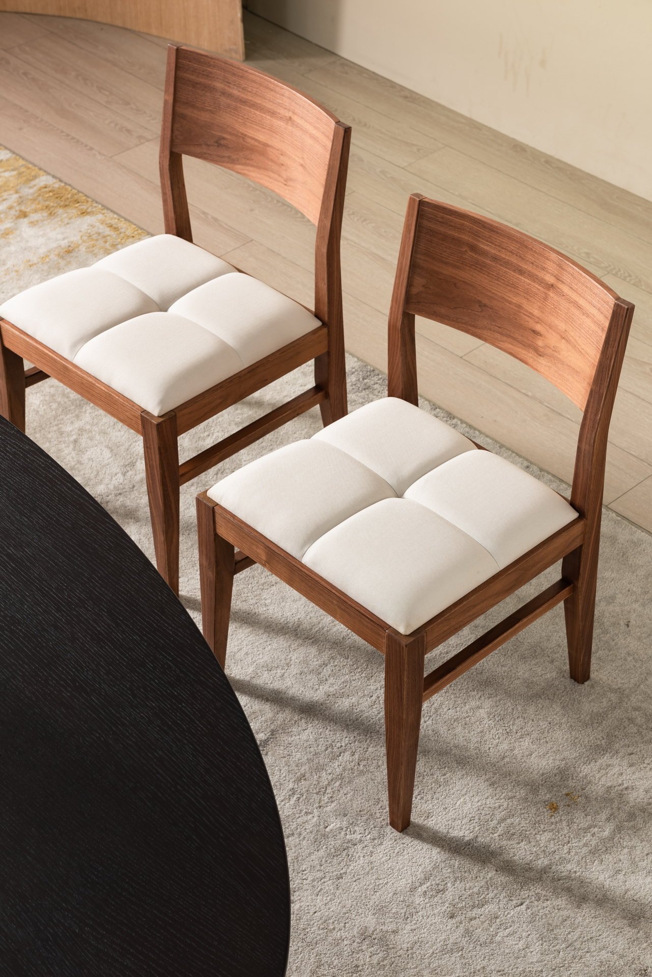 Nordic Wooden Dinner Chair B829A