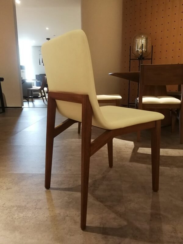 B916 PVC Leather and Wooden Dinning Chair B916