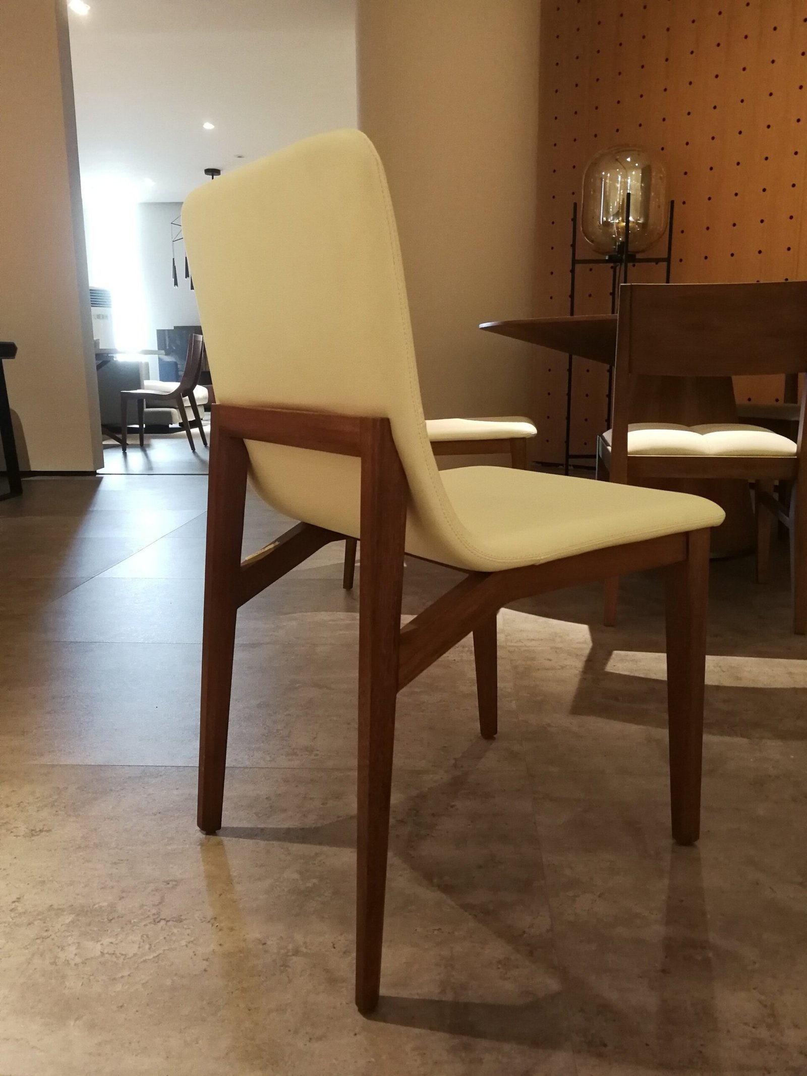 PVC Leather and Wooden Dinning Chair B916