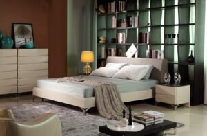 Contemporary Comforter Double Bed HE6545