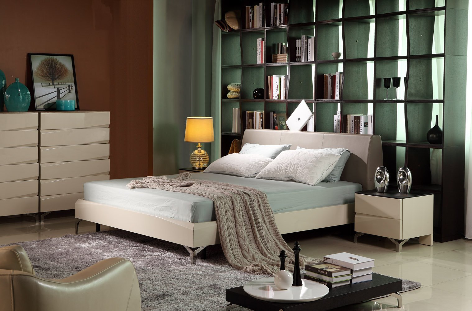 Contemporary Comforter Double Bed HE6545
