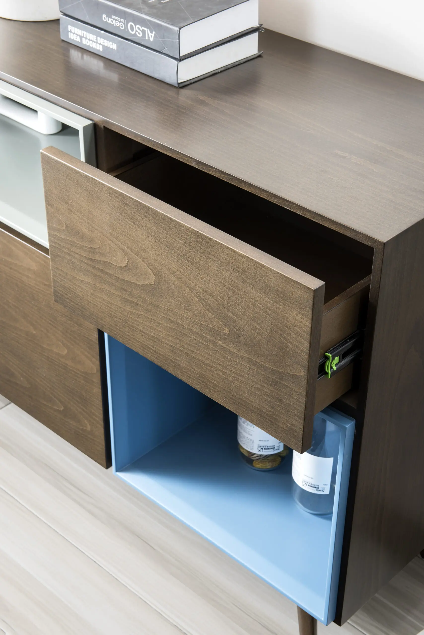 Minimalist Wooden Sideboard Cabinet HE3665A
