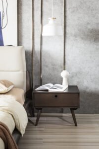Classic Wooden Nightstand HE6235