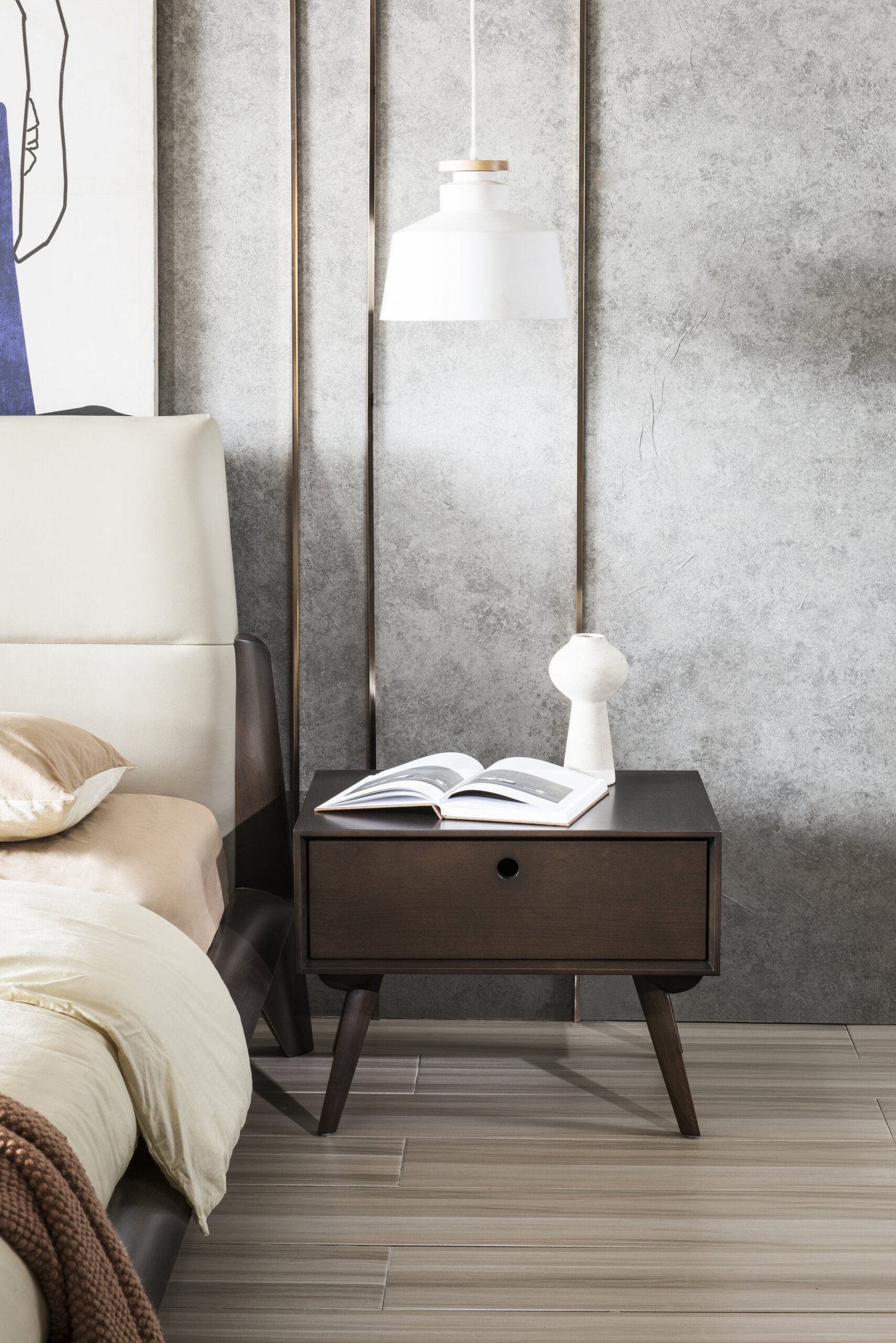 Classic Wooden Nightstand HE6235