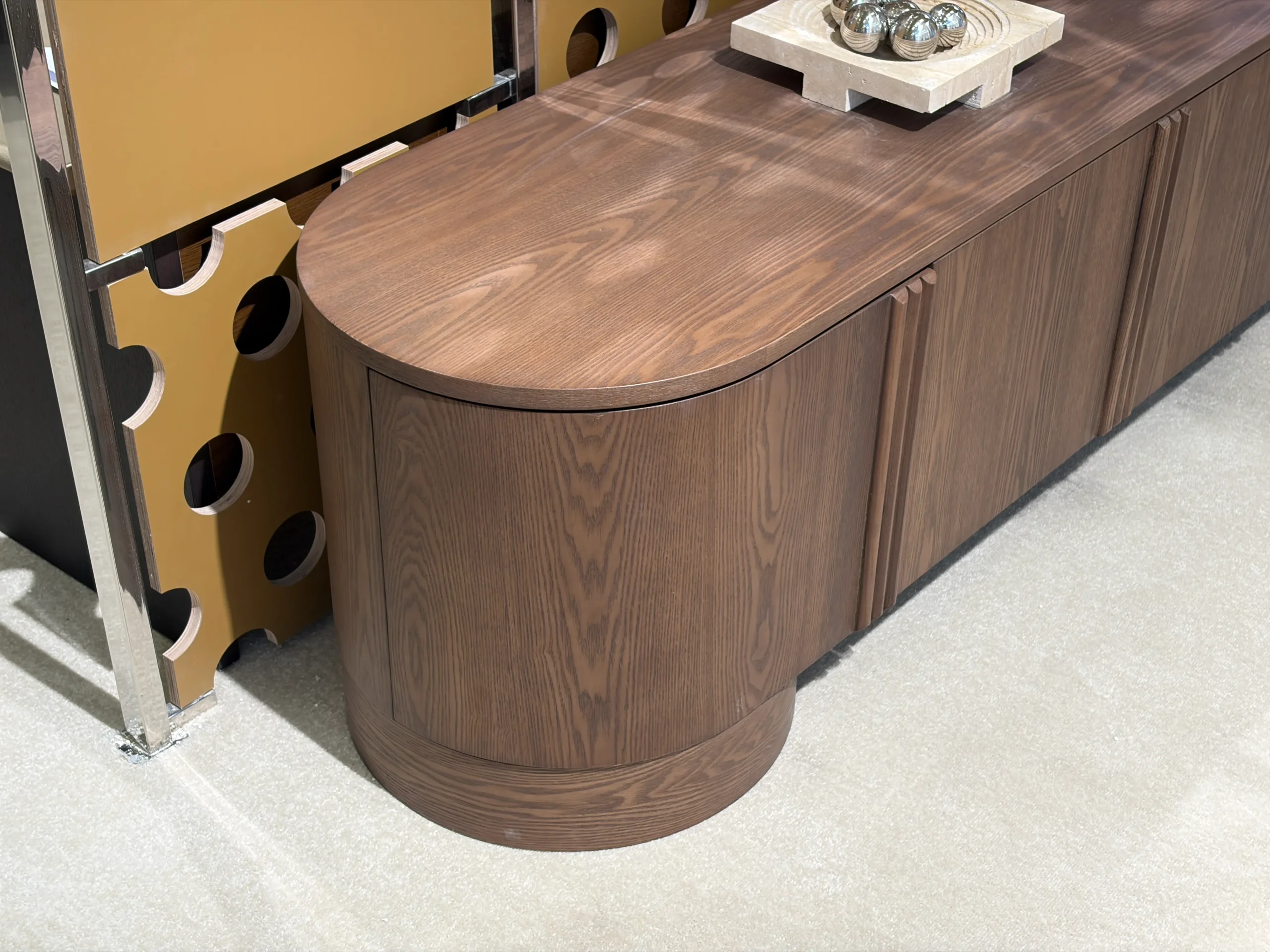 Classic Ash Wood Tv Stand HE1290