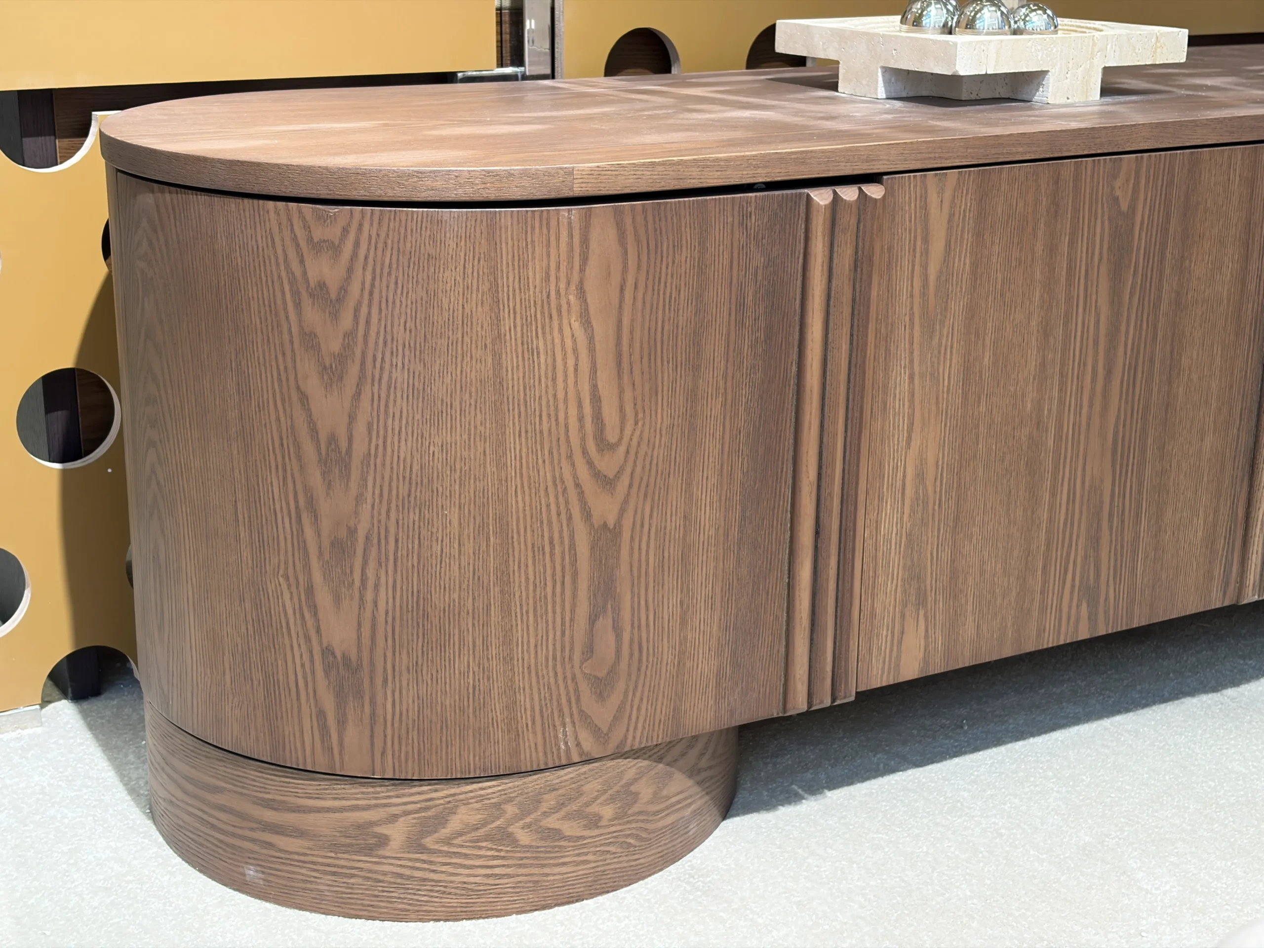 Classic Ash Wood Tv Stand HE1290